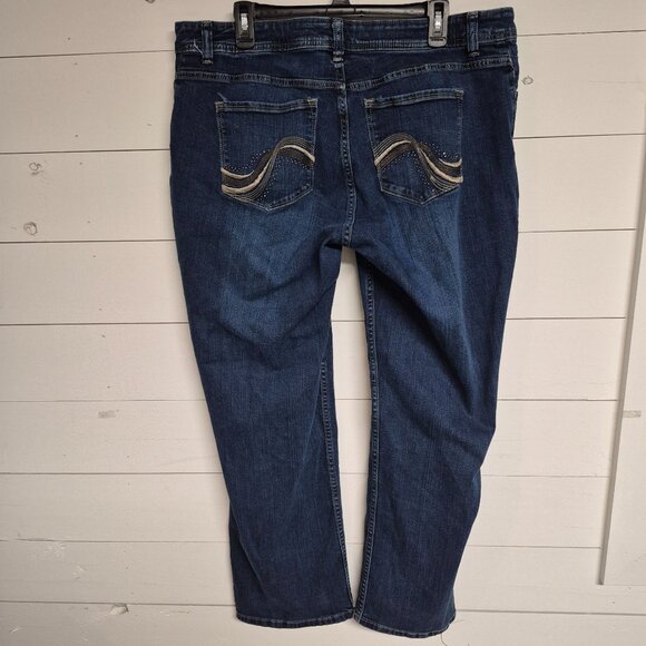 Lee Womens Natural Fit Bootcut Jeans With Embroidered Pockets Size 18 - Picture 3 of 7